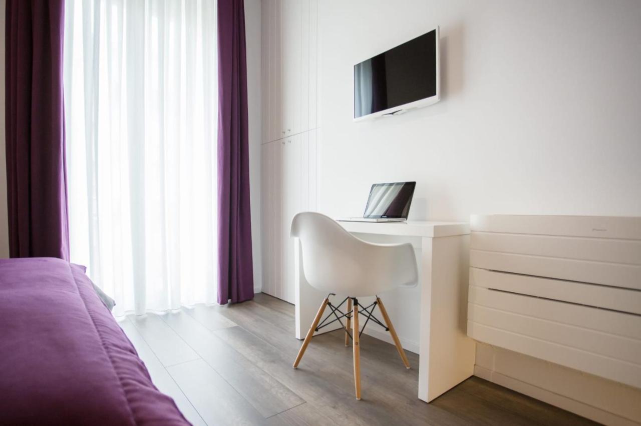 Dimora Mefite-Camere Con Bagno Privato E Self Check-In Matera Exterior foto