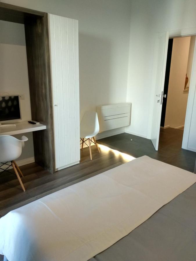 Dimora Mefite-Camere Con Bagno Privato E Self Check-In Matera Exterior foto