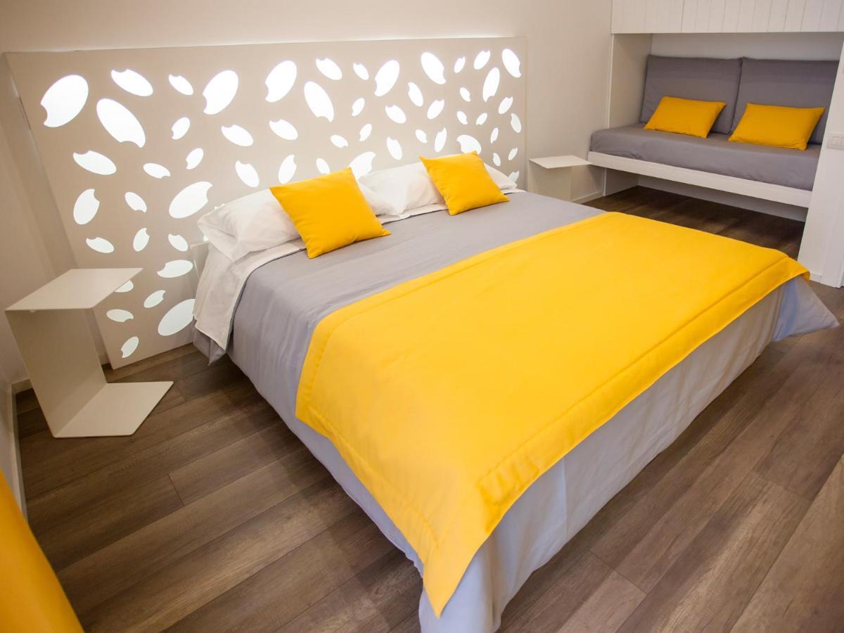 Dimora Mefite-Camere Con Bagno Privato E Self Check-In Matera Exterior foto